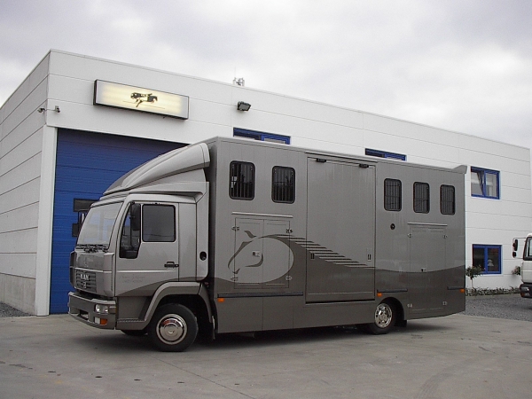 Rigo's Horse Trucks - transport paarden,